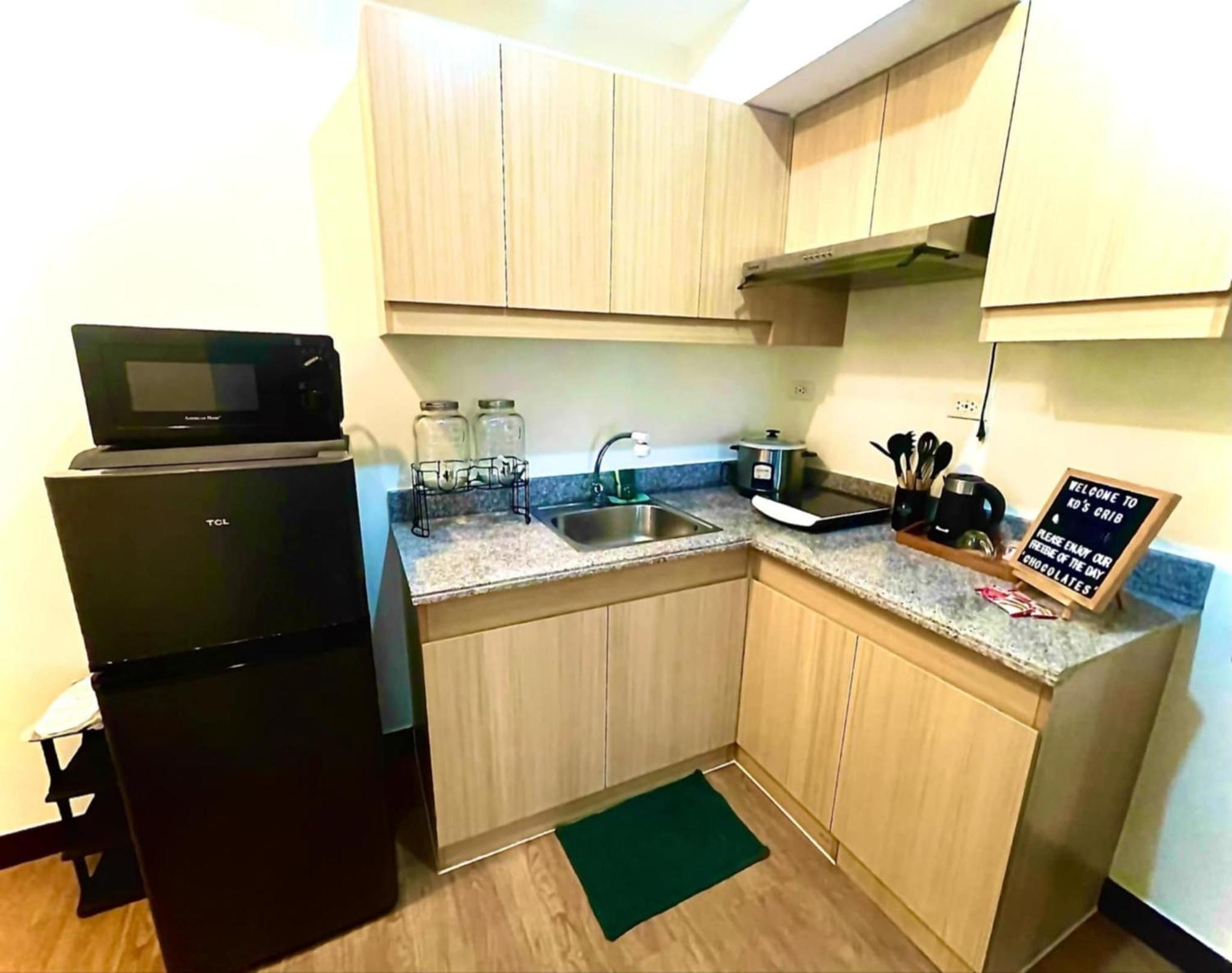 Infina Towers Aparthotel Quezon City Bagian luar foto