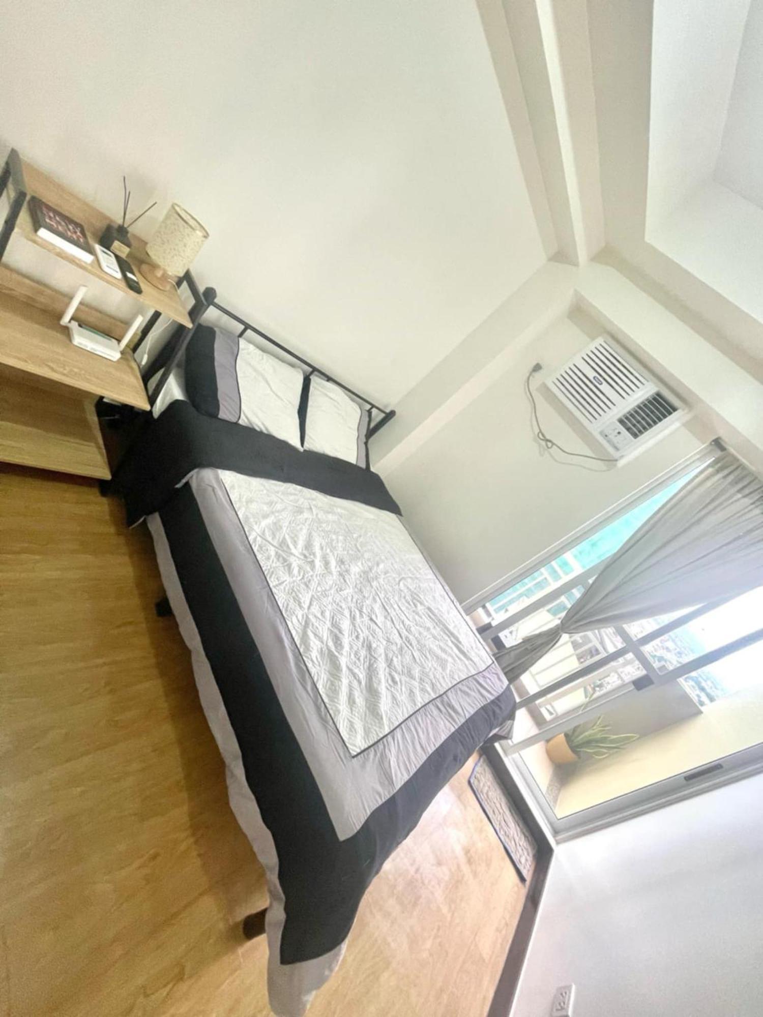 Infina Towers Aparthotel Quezon City Bagian luar foto